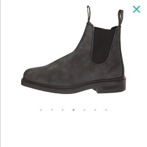 Blundstone Ladies Boots in Distressed Black